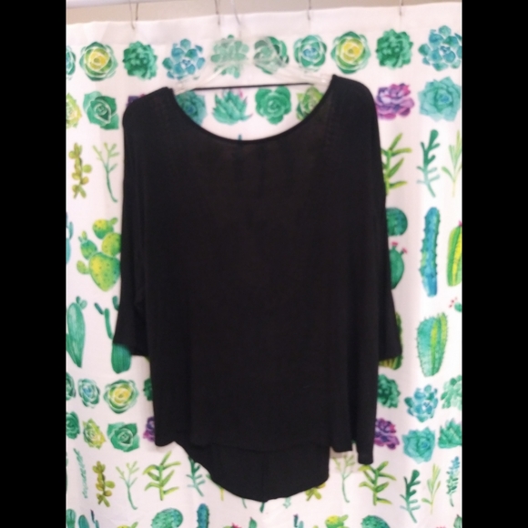 Open back shirt - Picture 2 of 2